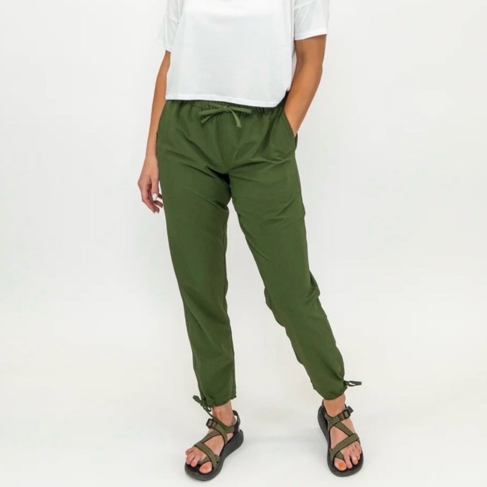 Coalatree Trailhead Joggers sz Medium Olive Green Unisex Outdoor Athletic Pants